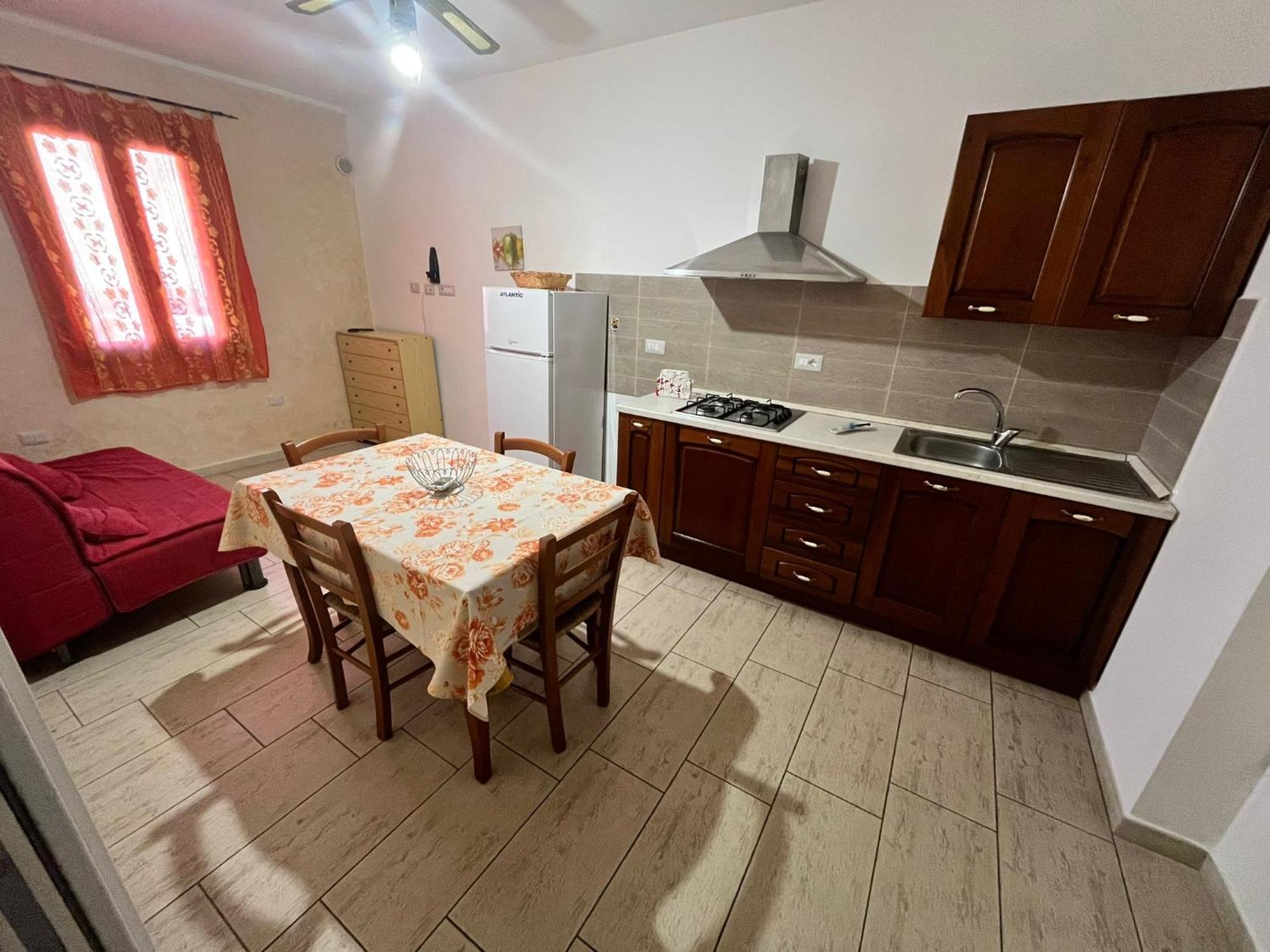 Il Girasole Villa SantʼAntìoco Rom bilde