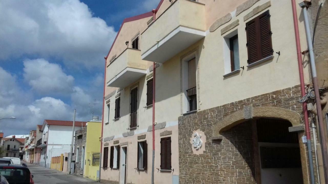 Il Girasole Villa SantʼAntìoco Eksteriør bilde